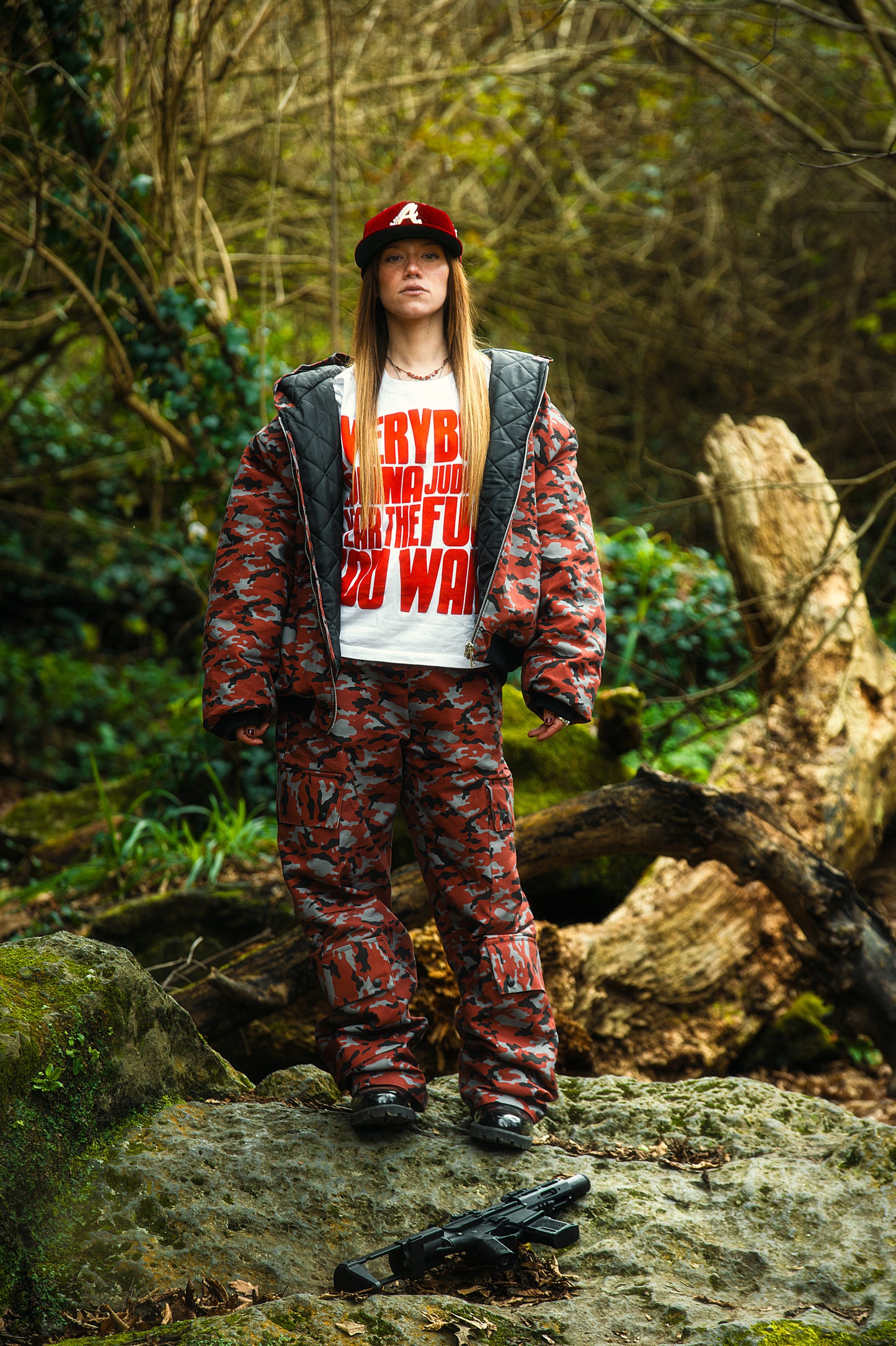 MIMETIC RED PANTS